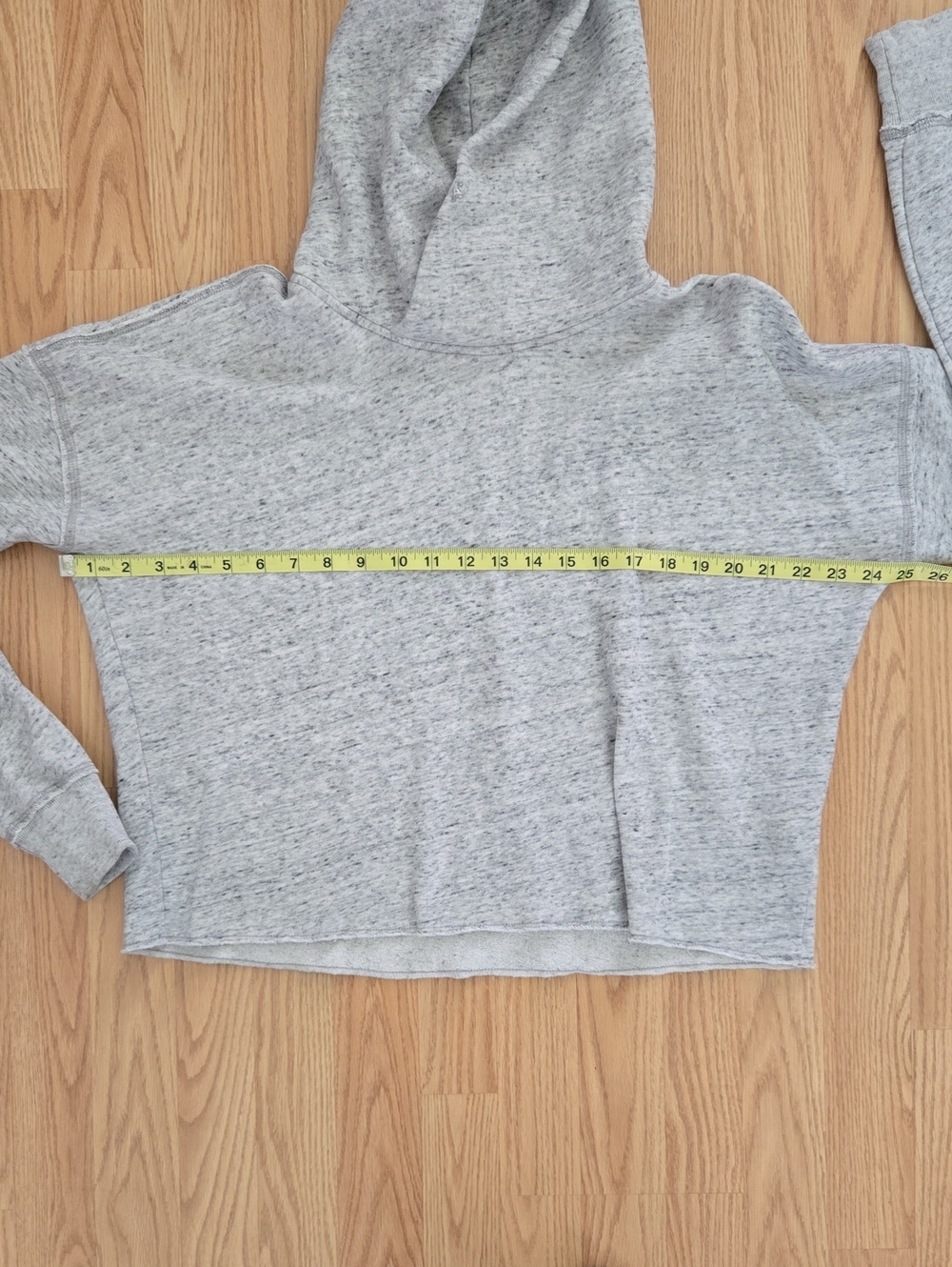 Abercombie And Fitch Women’s Light Gray Cropped Hoodie Top - Picture 3 of 5